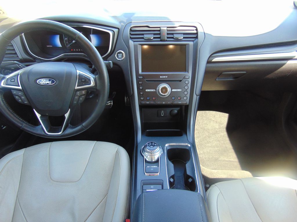 2018 Ford Fusion Image 17