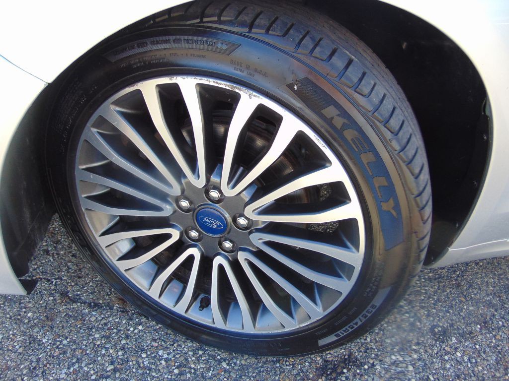 2018 Ford Fusion Image 27