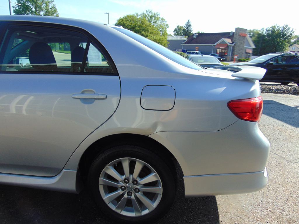 2010 Toyota Corolla Image 13