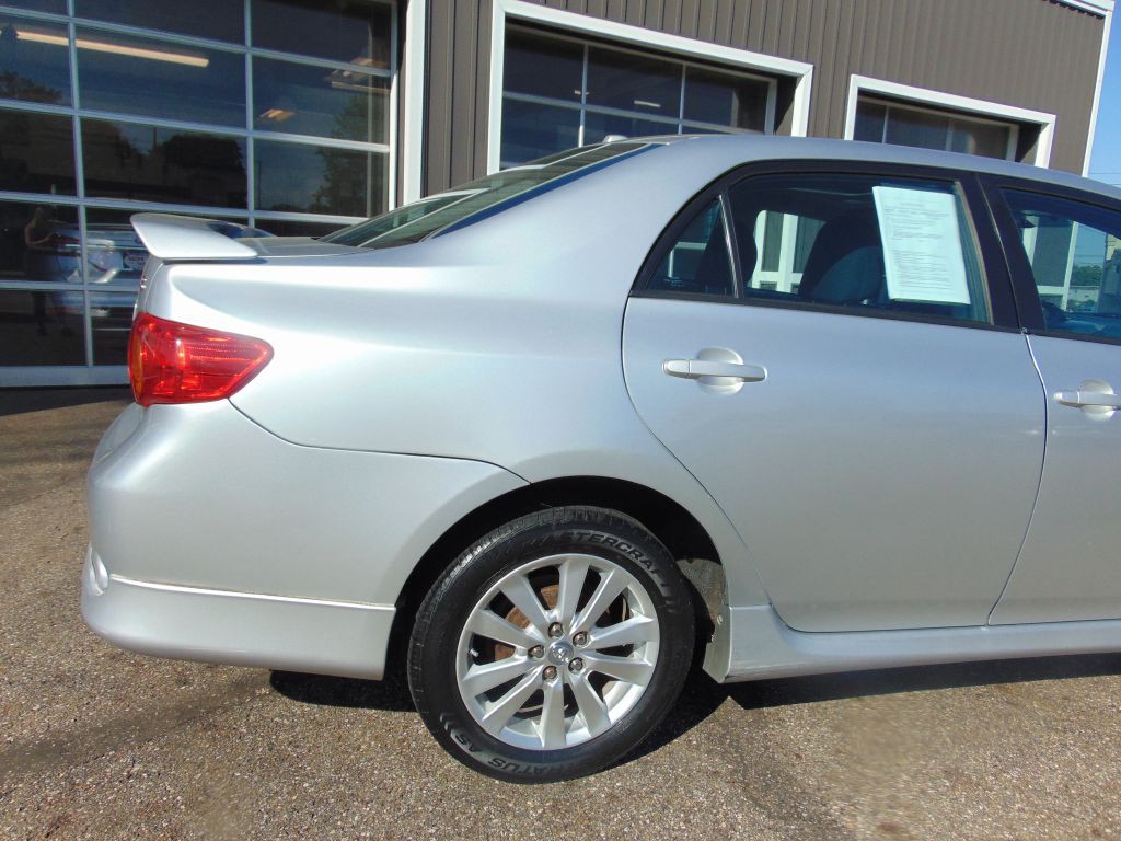 2010 Toyota Corolla Image 14