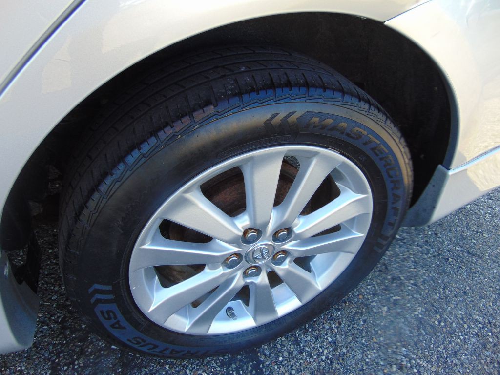 2010 Toyota Corolla Image 25