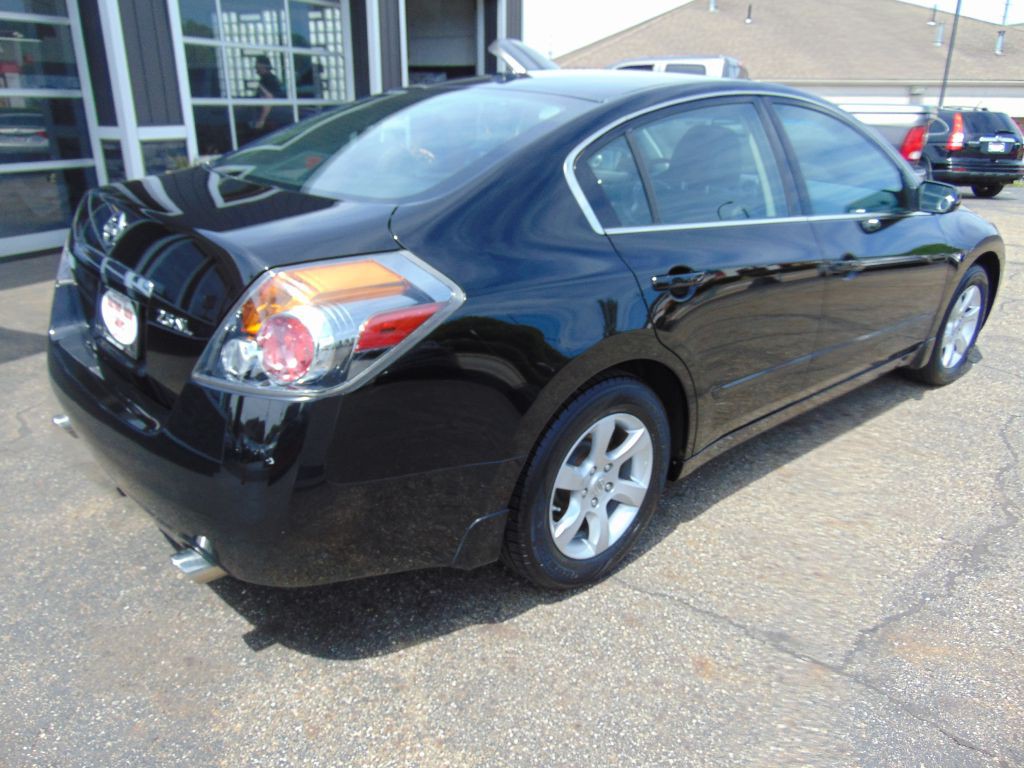 2008 Nissan Altima Image 9