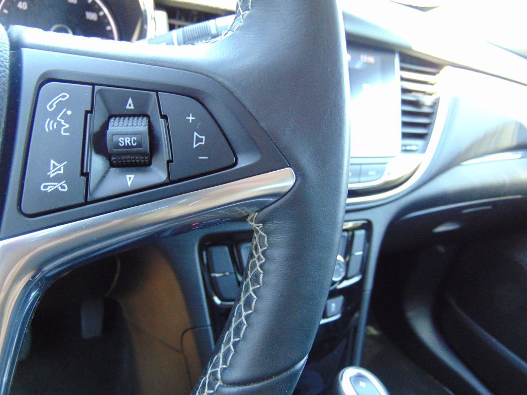 2018 Buick Enclave Image 21