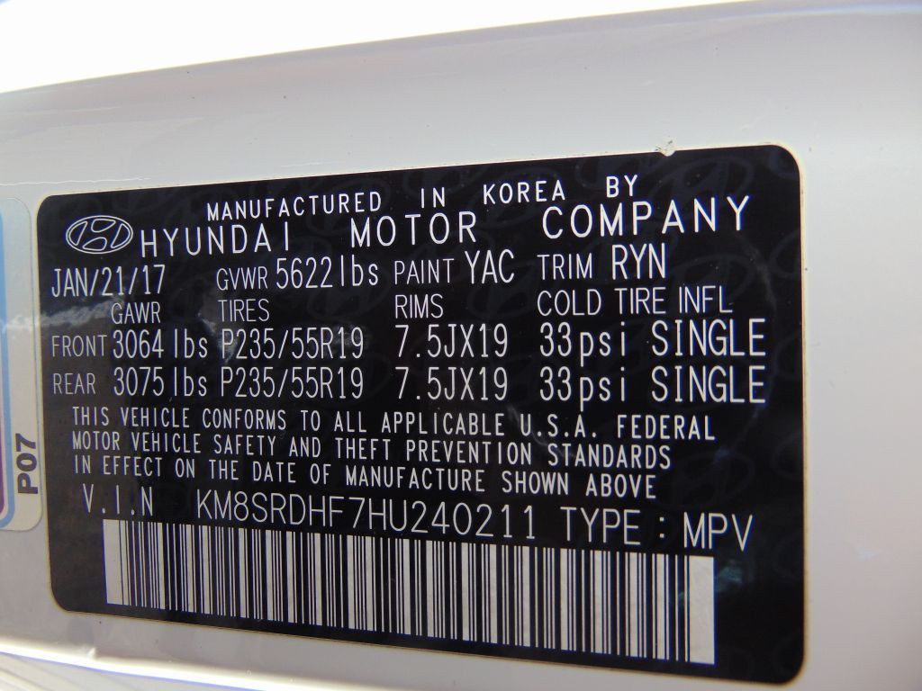 2017 Hyundai Santa Fe Image 28