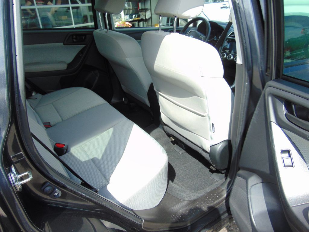 2018 Subaru Forester Image 4