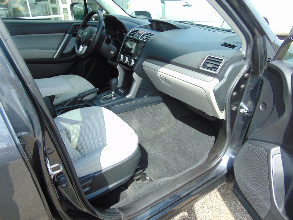 2018 Subaru Forester Image 5
