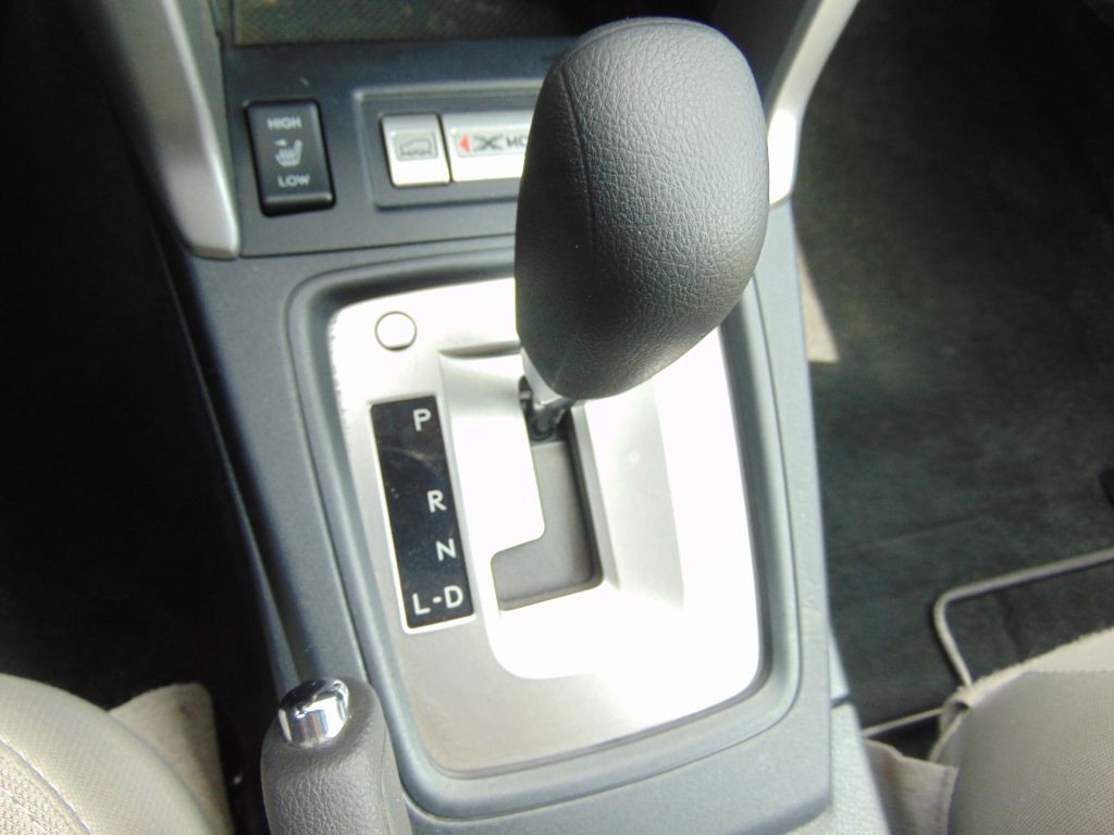 2018 Subaru Forester Image 17