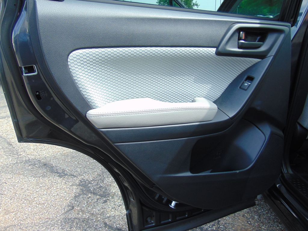2018 Subaru Forester Image 21