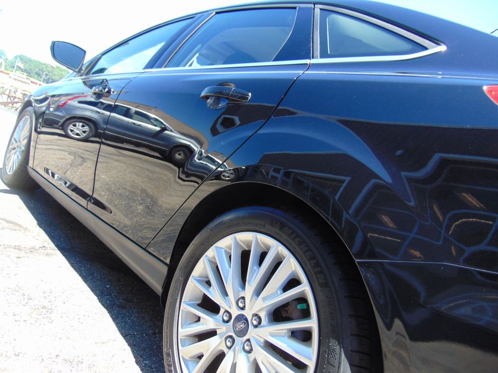 2016 Ford Focus Image 16