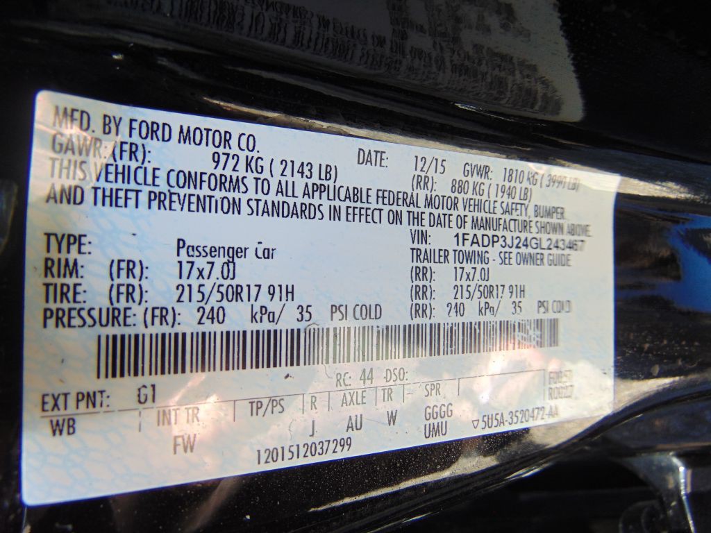 2016 Ford Focus Image 33