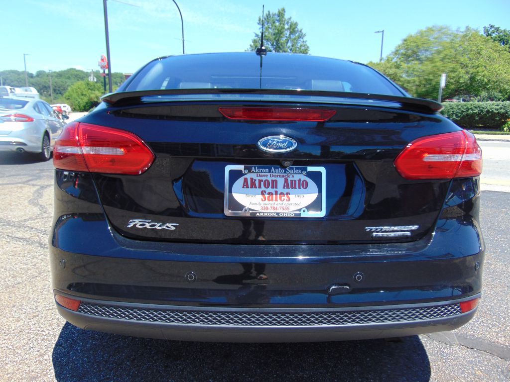 2016 Ford Focus Image 37