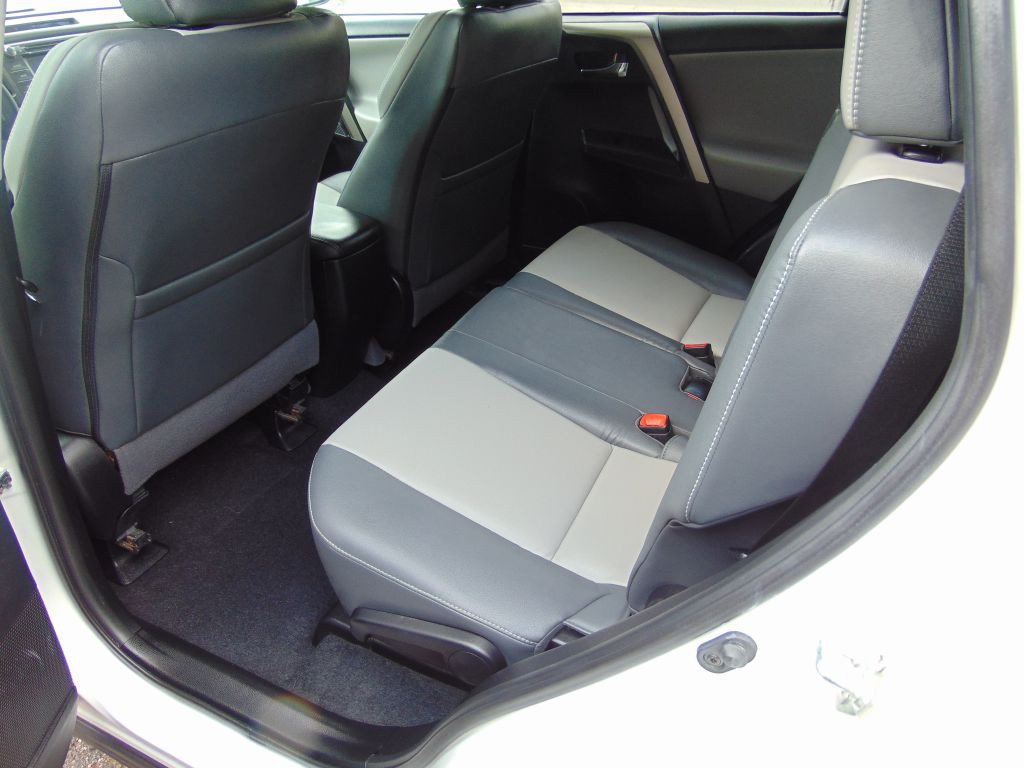 2014 Toyota Rav4 Image 3