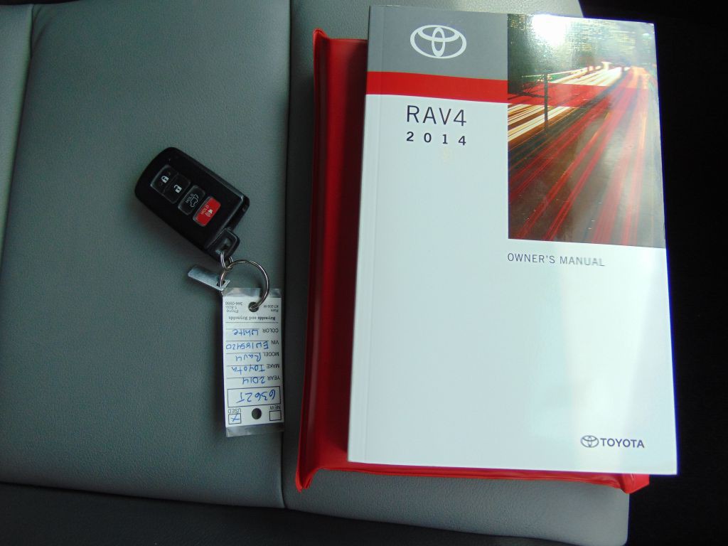 2014 Toyota Rav4 Image 10