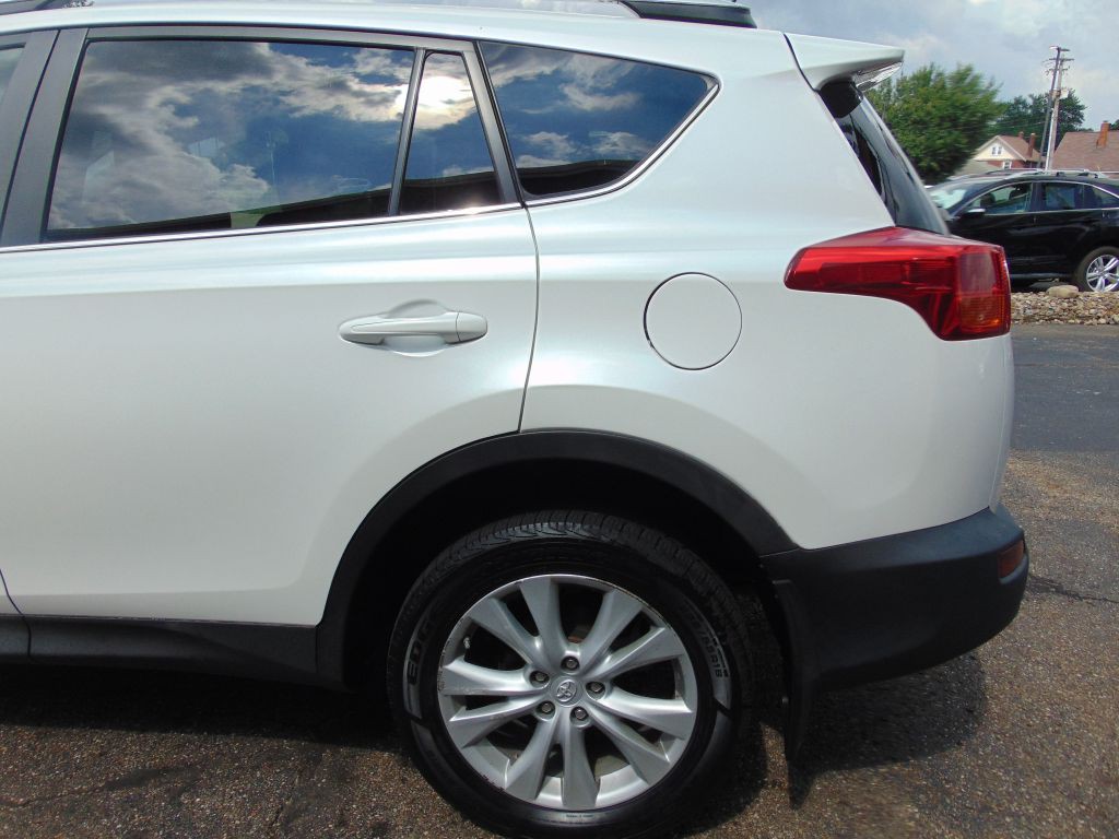 2014 Toyota Rav4 Image 13