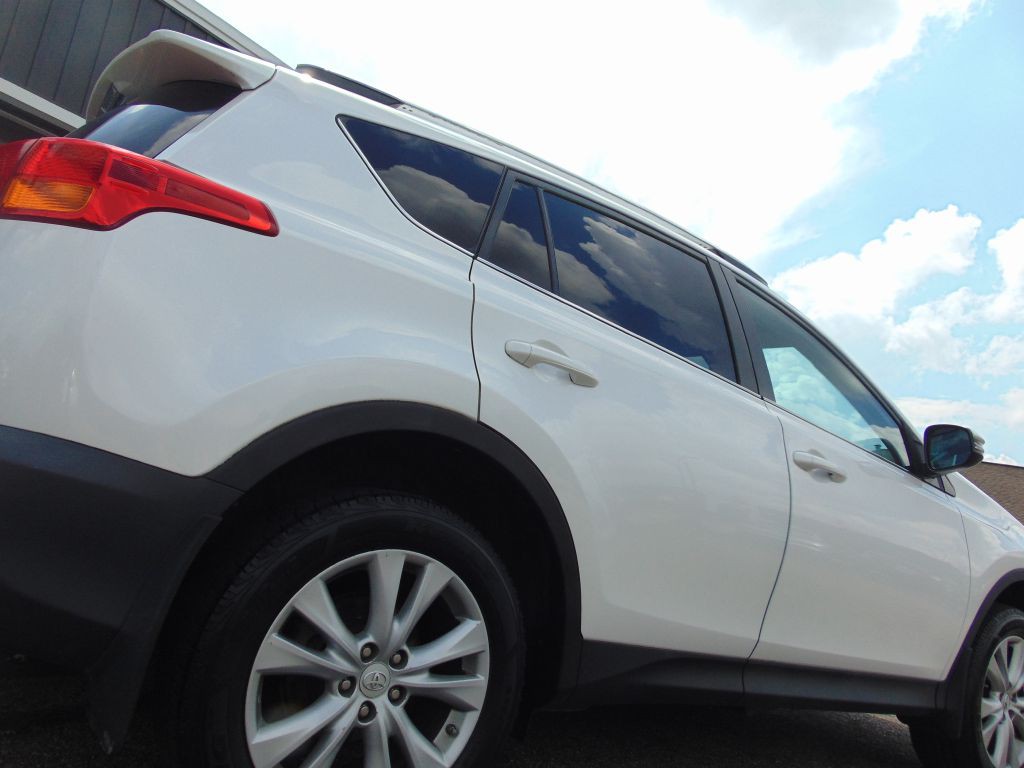 2014 Toyota Rav4 Image 15
