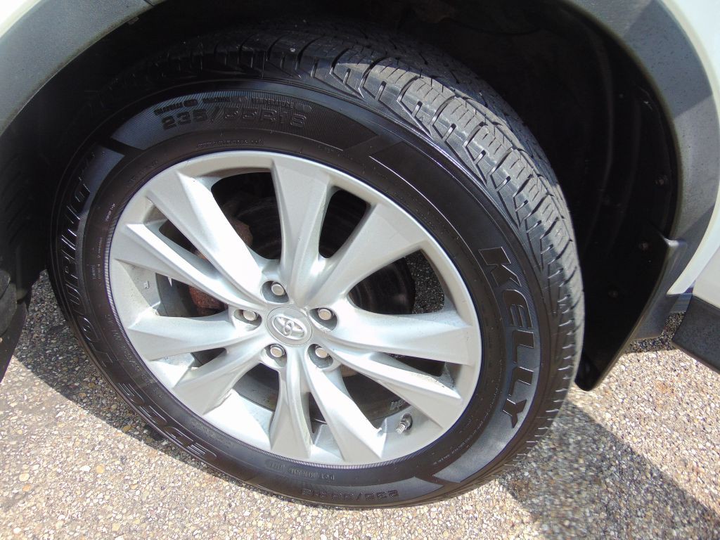 2014 Toyota Rav4 Image 26