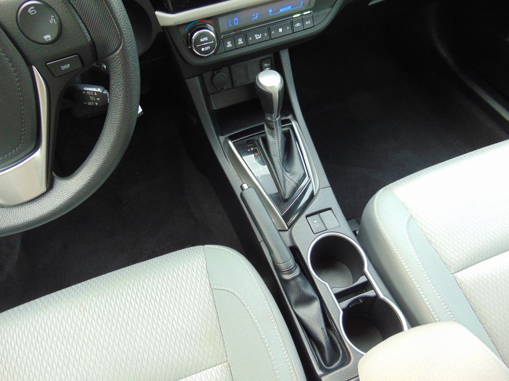 2014 Toyota Corolla Image 11