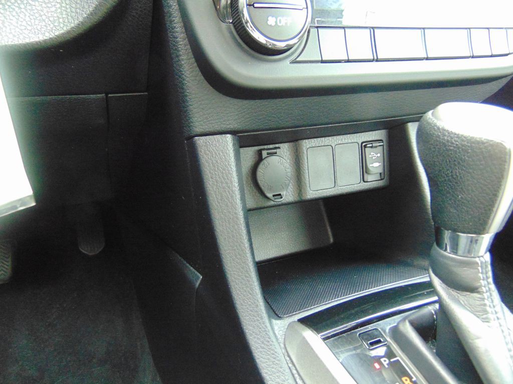2014 Toyota Corolla Image 12