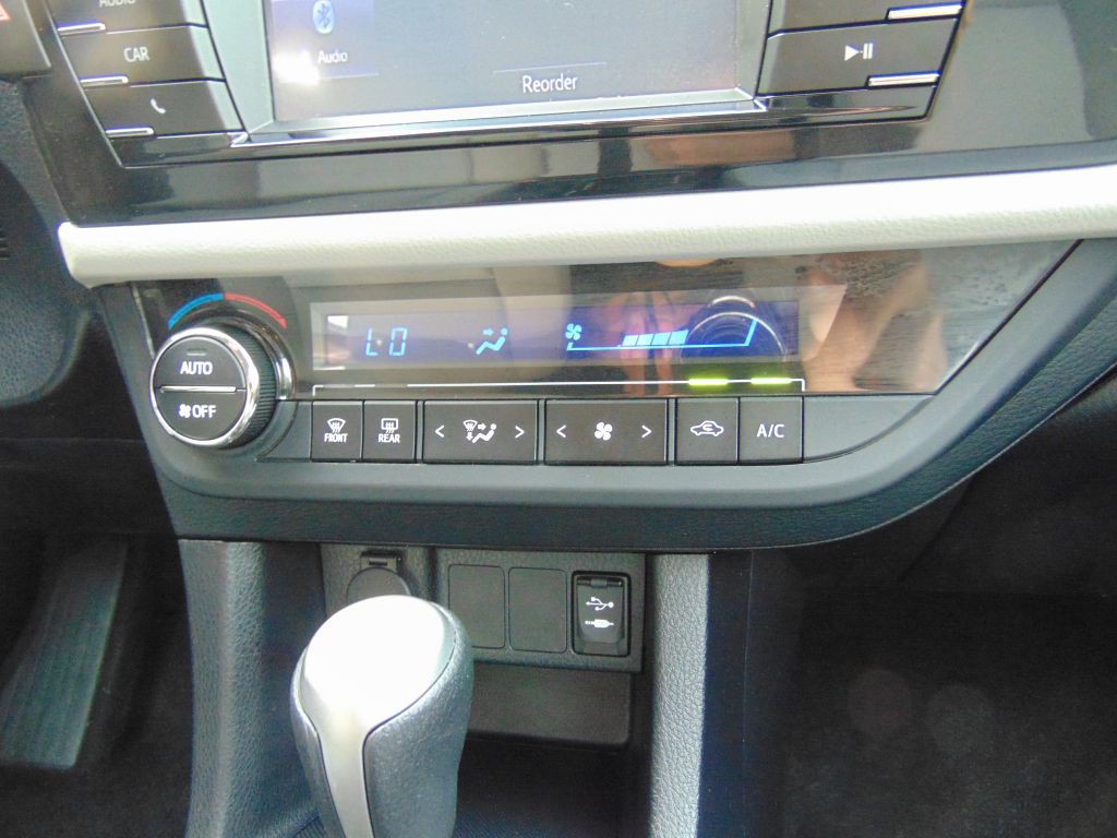 2014 Toyota Corolla Image 13
