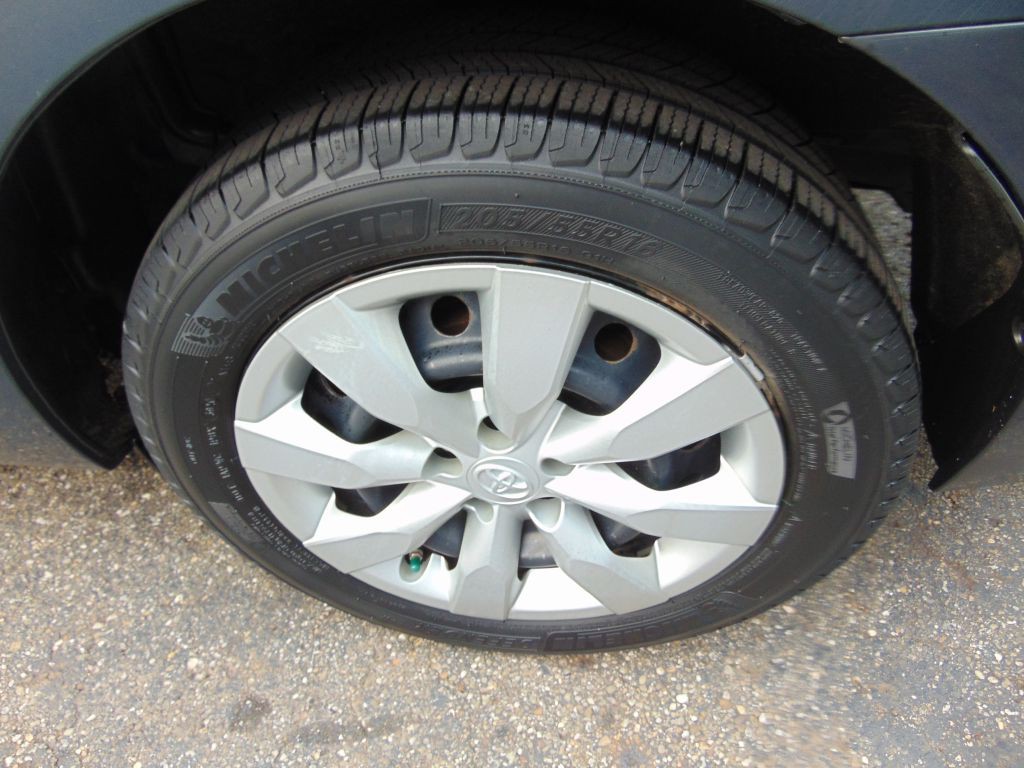2014 Toyota Corolla Image 27
