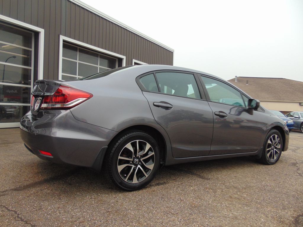 2015 Honda Civic Image 9