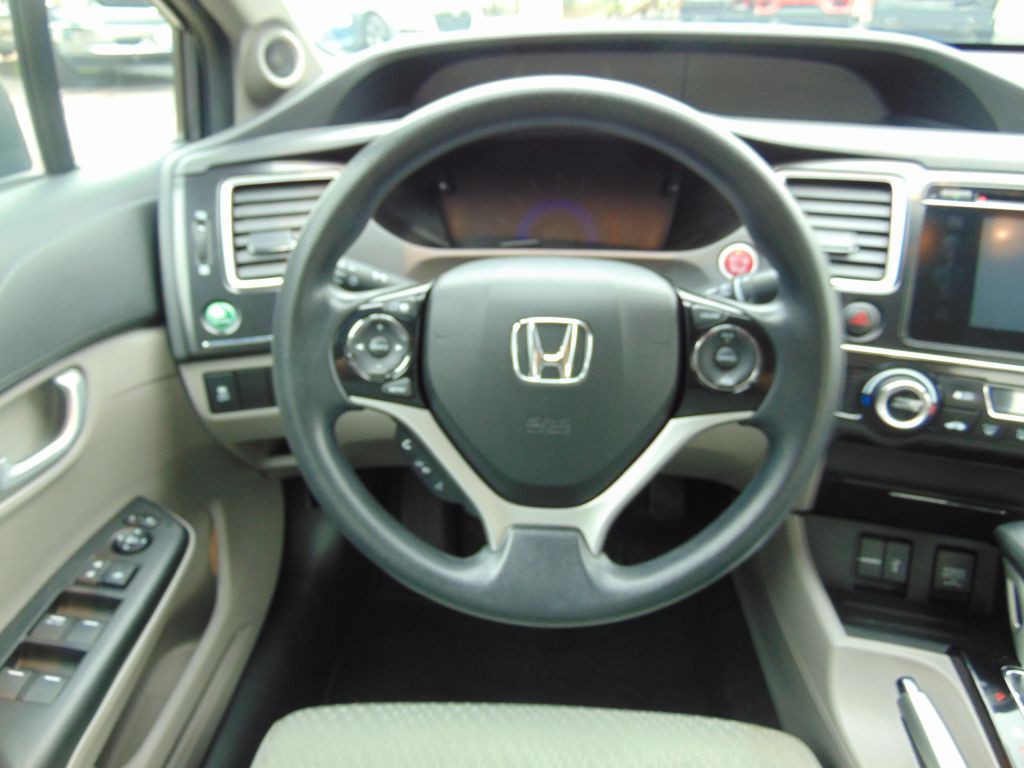 2015 Honda Civic Image 18
