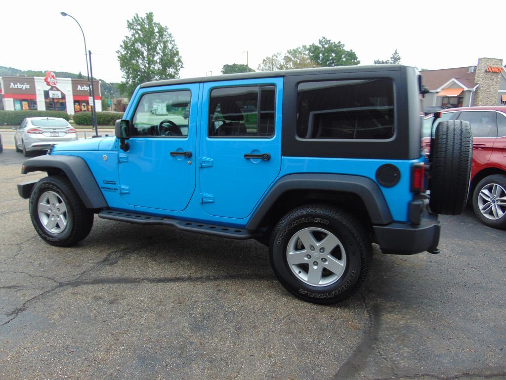 2017 Jeep Wrangler Unlimited Image 8