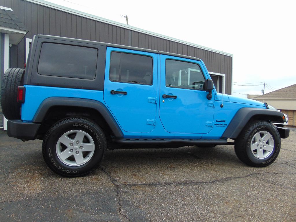 2017 Jeep Wrangler Unlimited Image 9