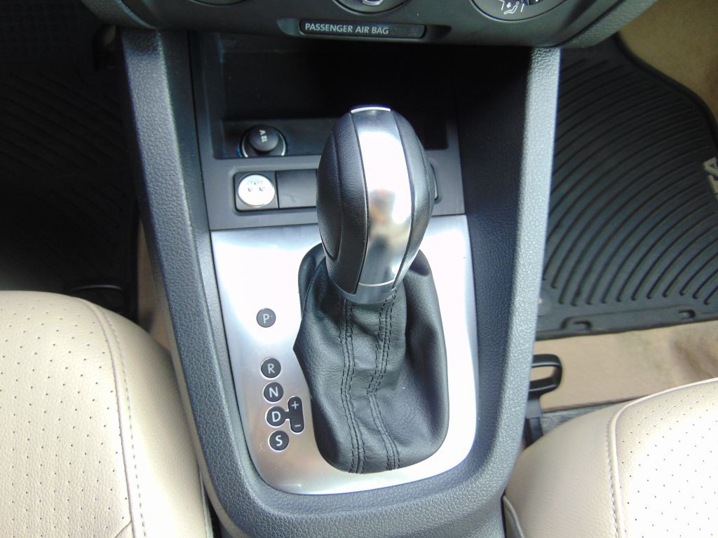 2014 Volkswagen Jetta Image 19
