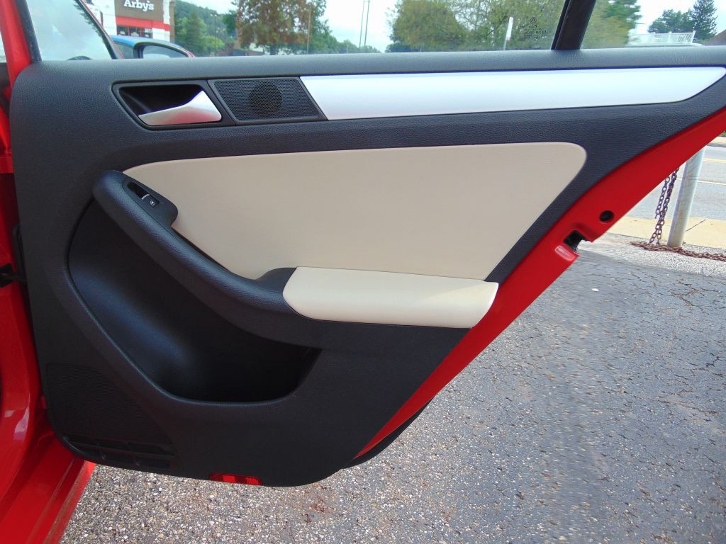 2014 Volkswagen Jetta Image 23