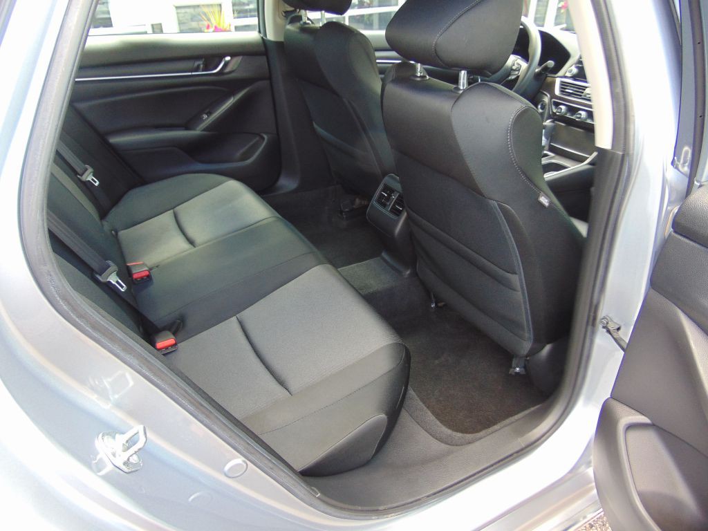 2020 Honda Accord Image 4