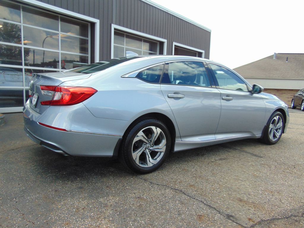2020 Honda Accord Image 9