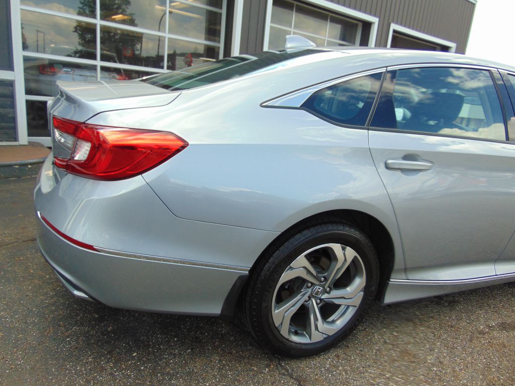2020 Honda Accord Image 14