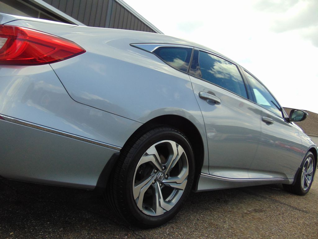 2020 Honda Accord Image 15