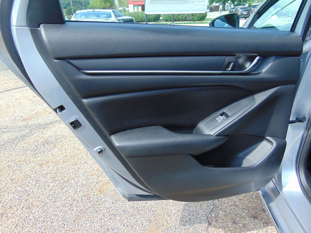 2020 Honda Accord Image 23