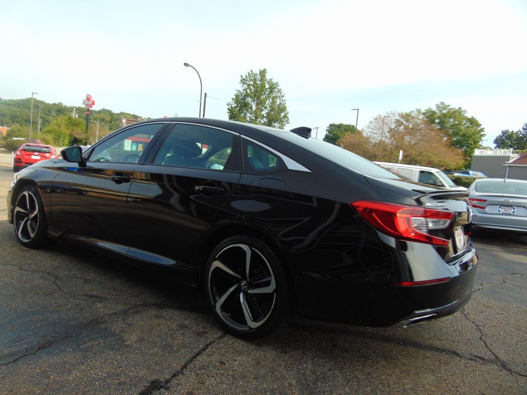2018 Honda Accord Image 8