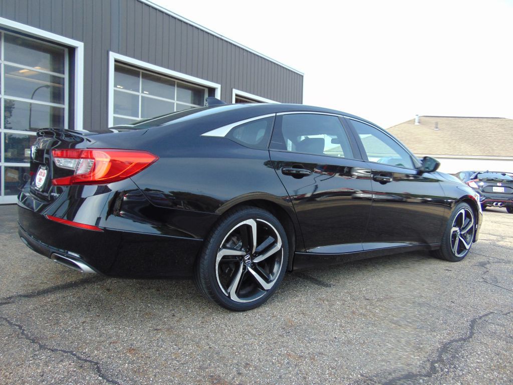 2018 Honda Accord Image 9