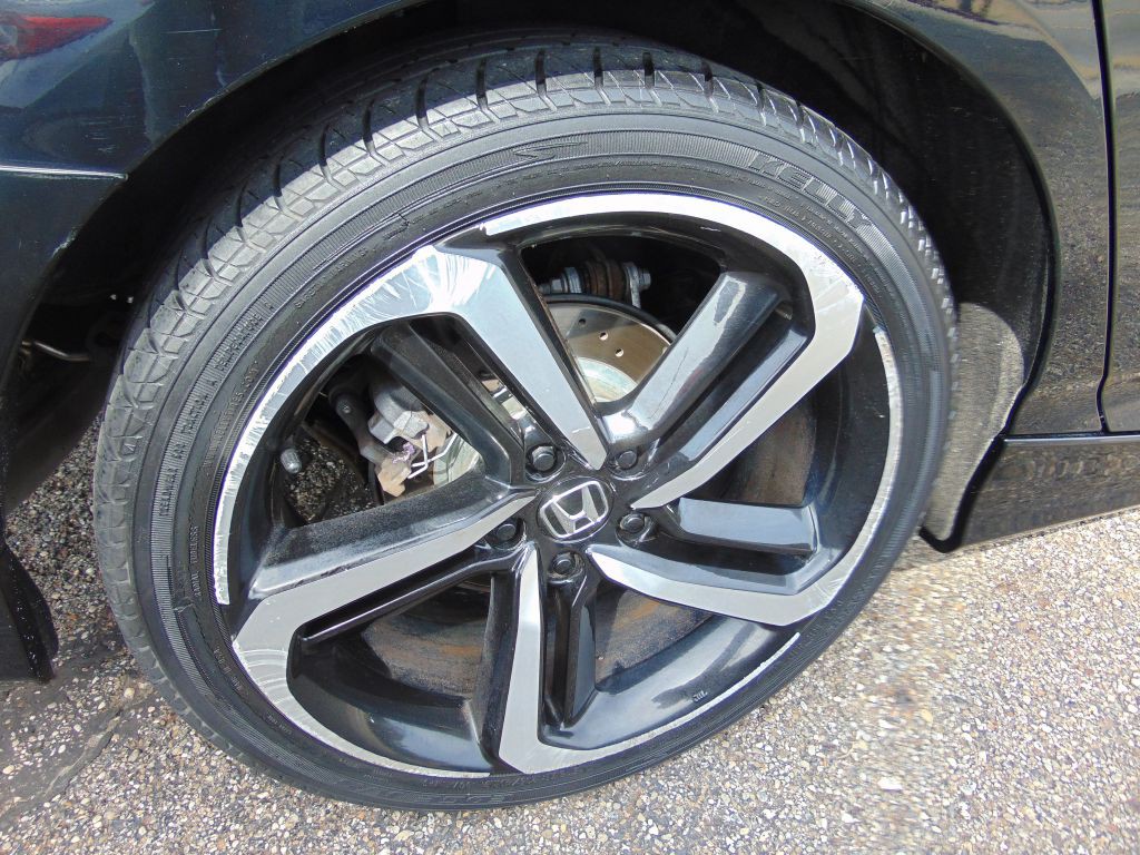 2018 Honda Accord Image 27