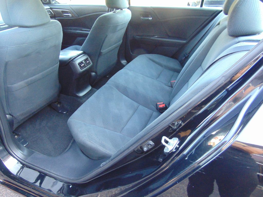 2016 Honda Accord Image 3