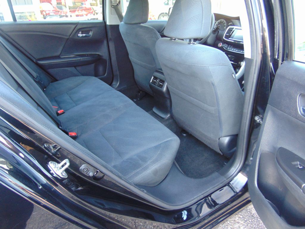 2016 Honda Accord Image 4