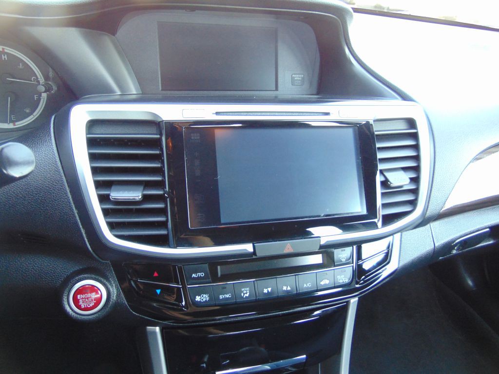 2016 Honda Accord Image 20