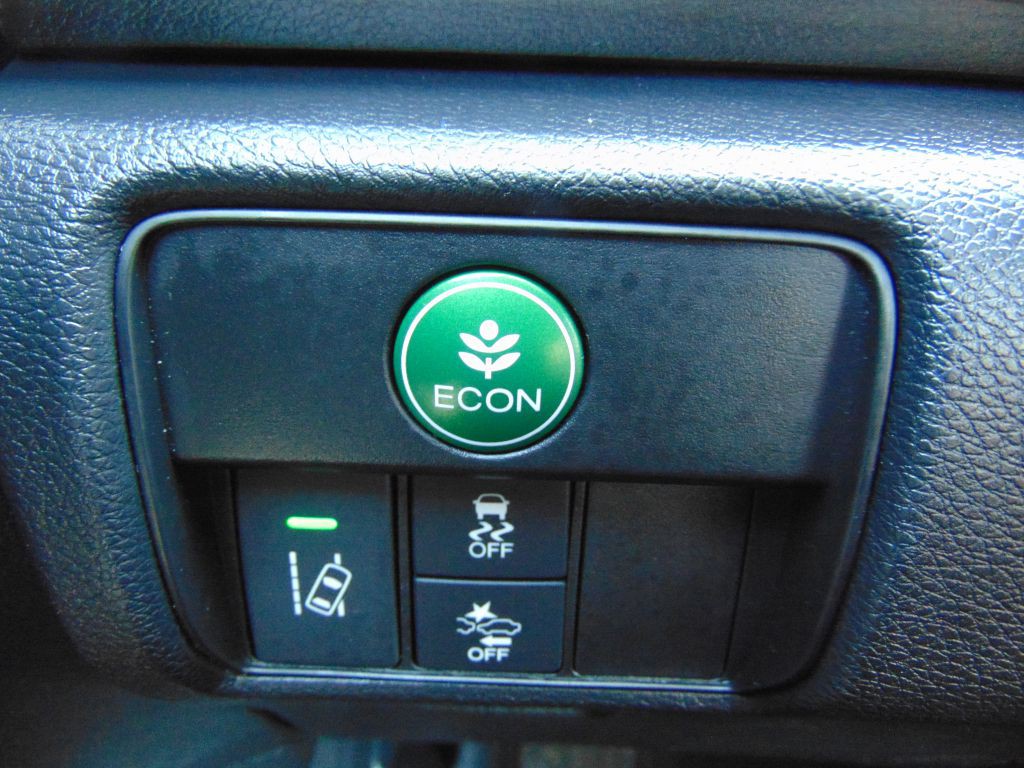 2016 Honda Accord Image 22