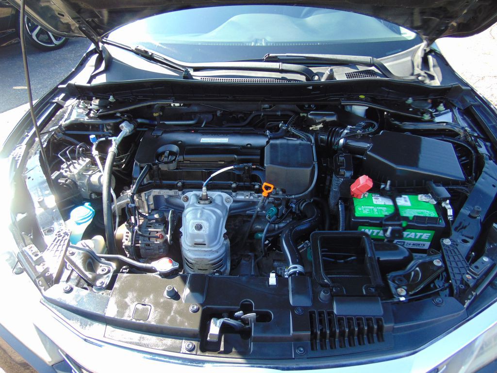 2016 Honda Accord Image 33