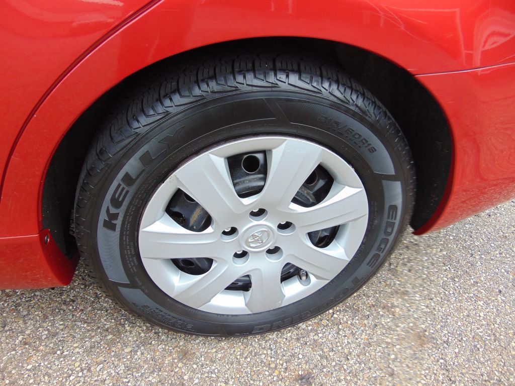 2010 Toyota Camry Image 29