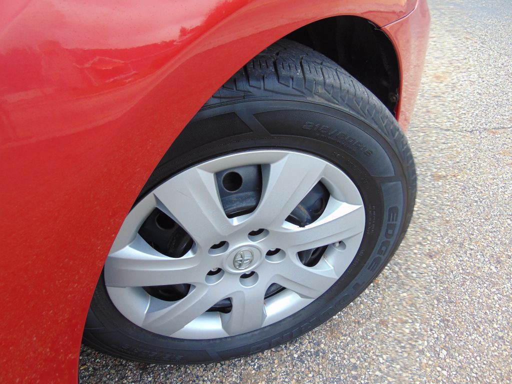 2010 Toyota Camry Image 31