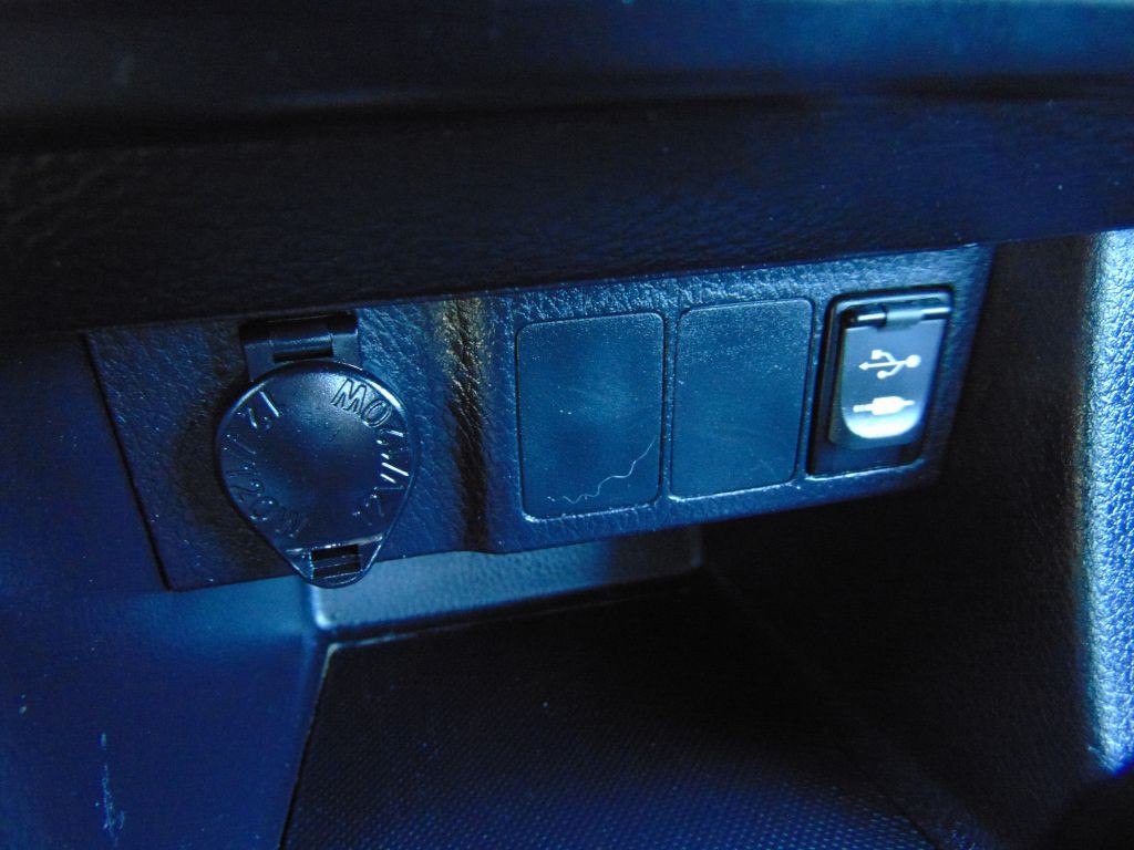 2015 Toyota Corolla Image 18