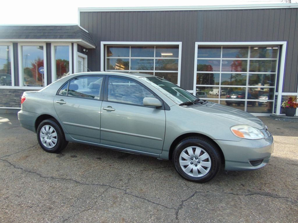 2004 Toyota Corolla Image 1