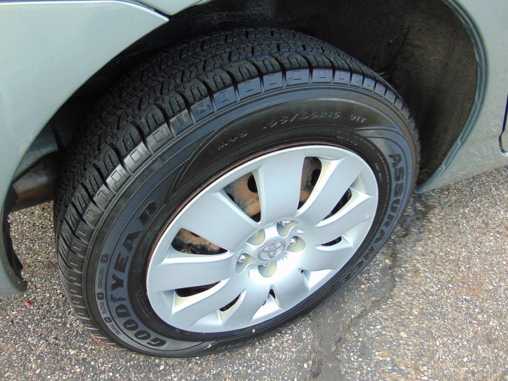 2004 Toyota Corolla Image 27