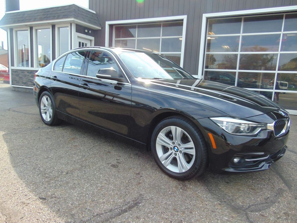 2018 BMW 3 Series Image 6