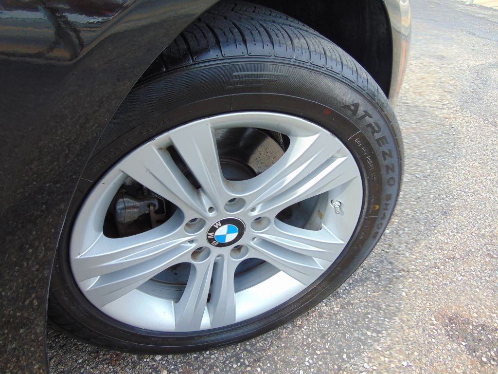 2018 BMW 3 Series Image 29
